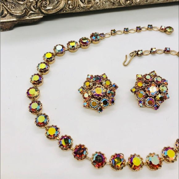 Beautiful deco vintage Aurora borealis crystal Demi Parure set - Picture 7 of 14